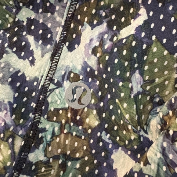 Lululemon Runbeam Hoodie - Picture 7 of 8